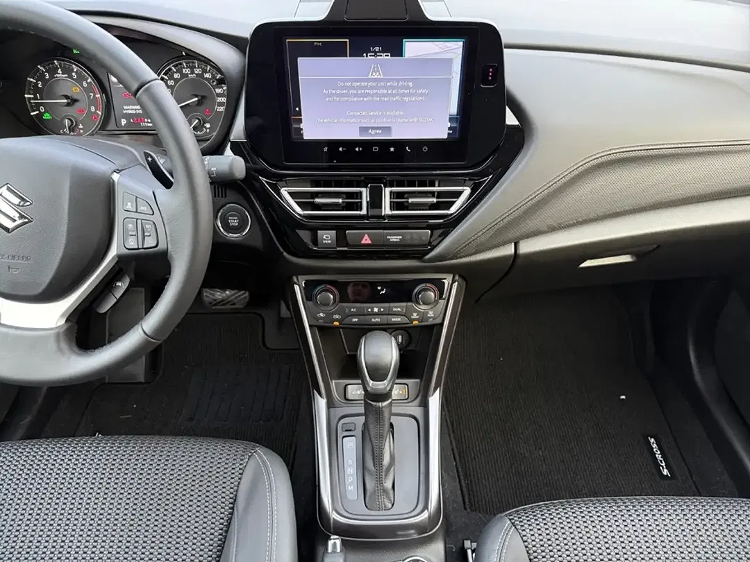 Suzuki SX4 S-Cross - Thumbnail 11