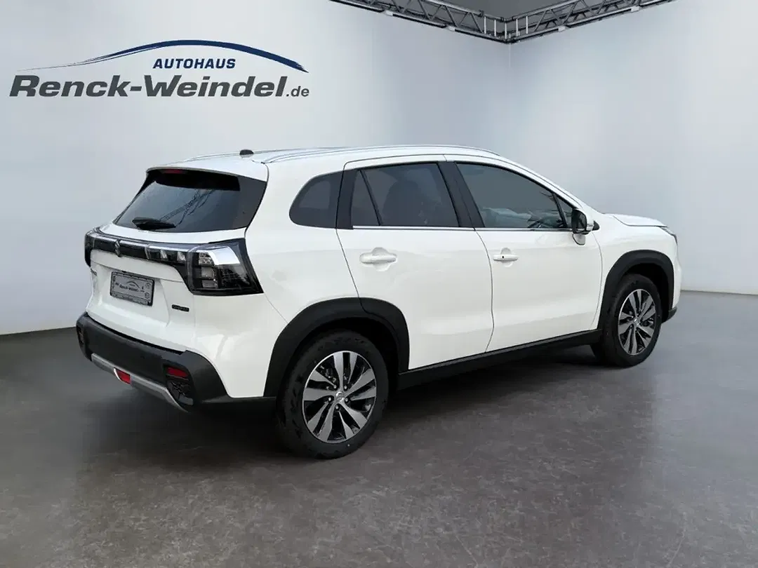 Suzuki SX4 S-Cross - Thumbnail 5