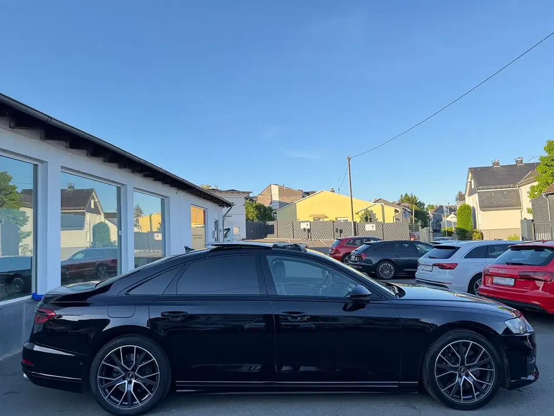 Audi S8 - Thumbnail 8