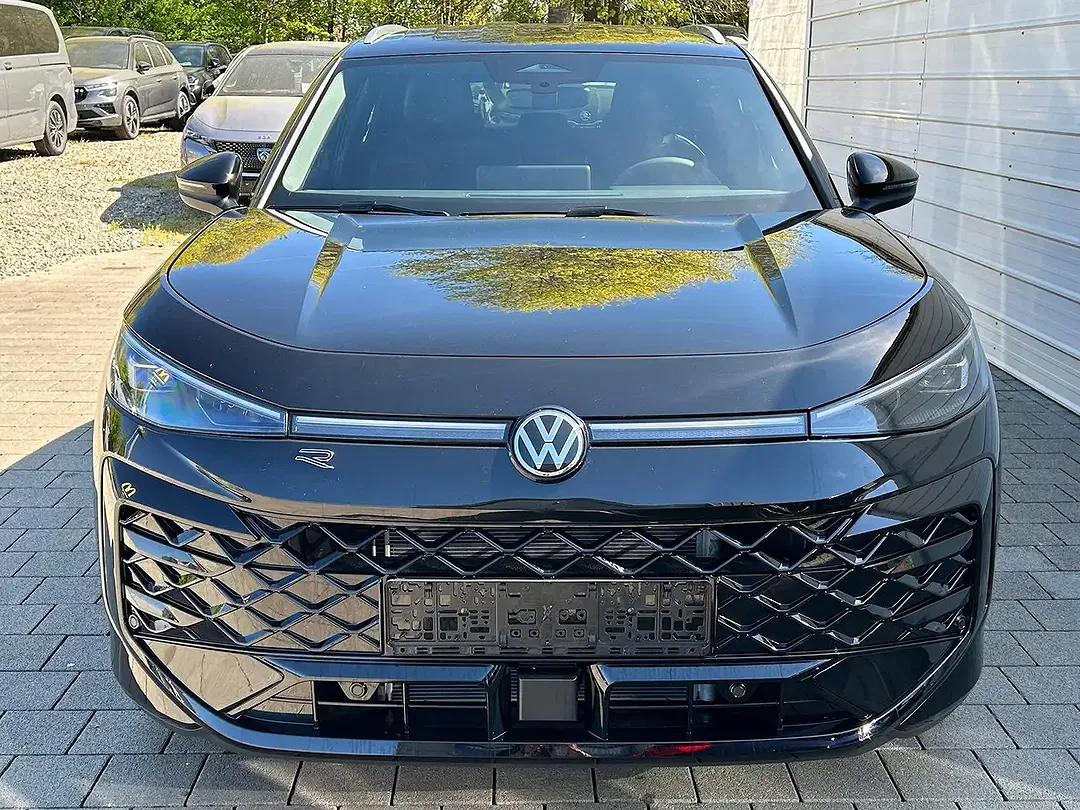Volkswagen T-Roc - Thumbnail 2
