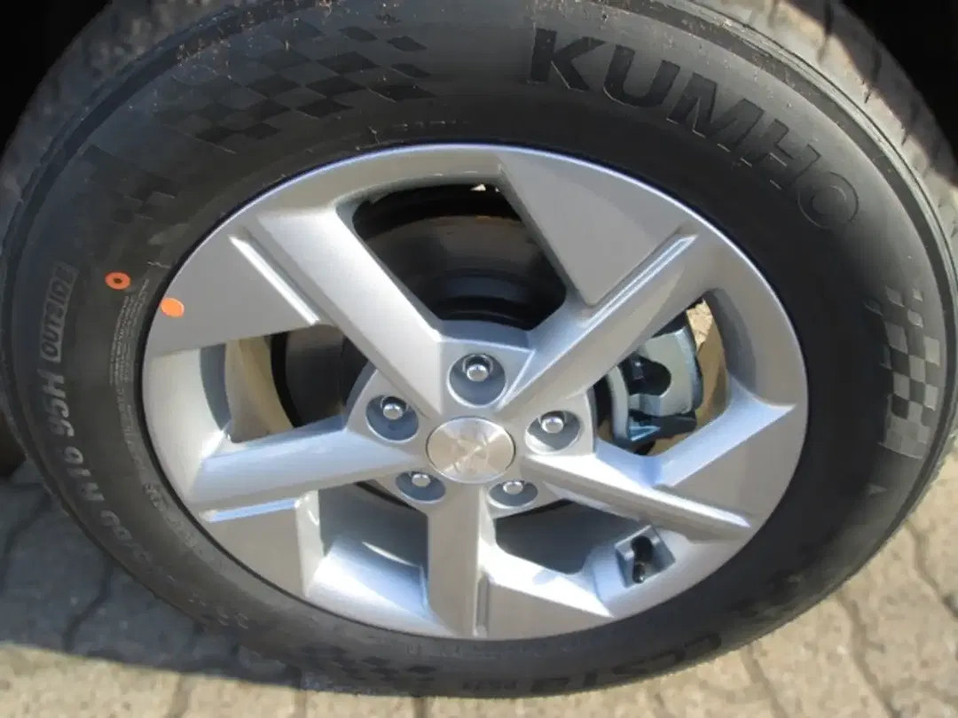 Hyundai KONA - Thumbnail 5