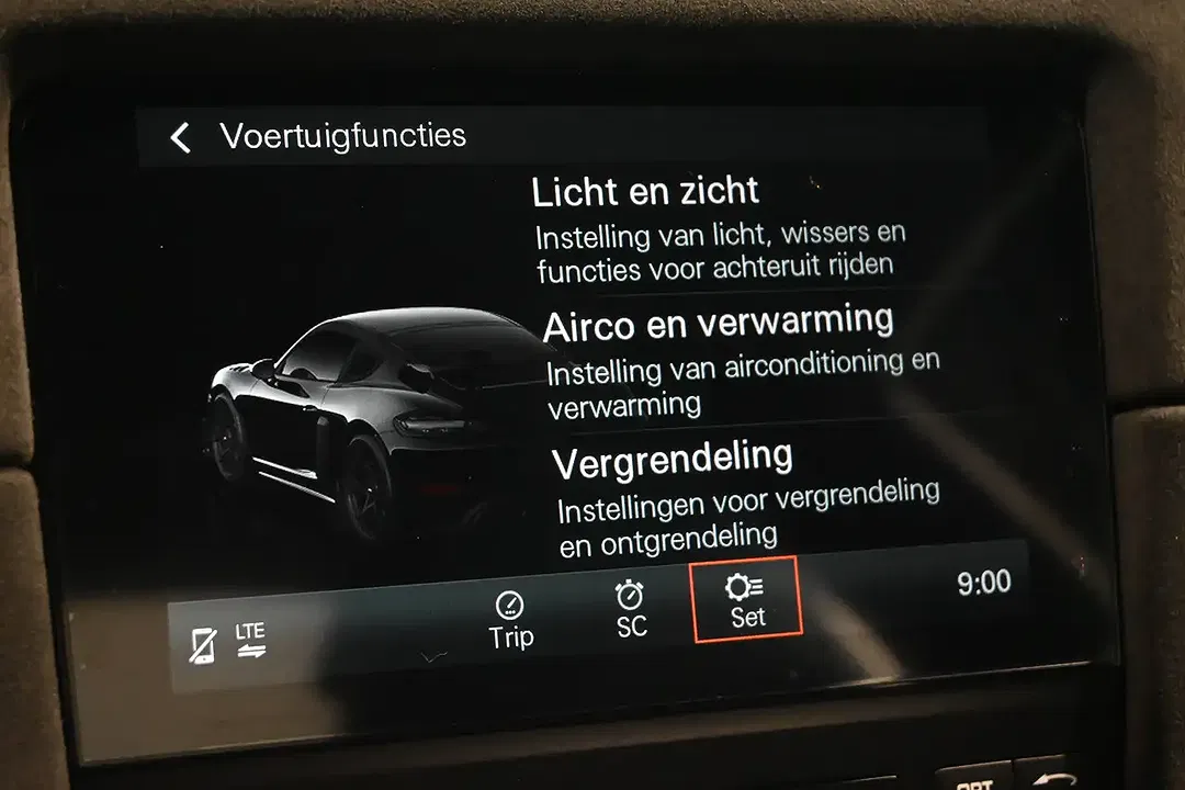 Porsche 718 Cayman - Thumbnail 40
