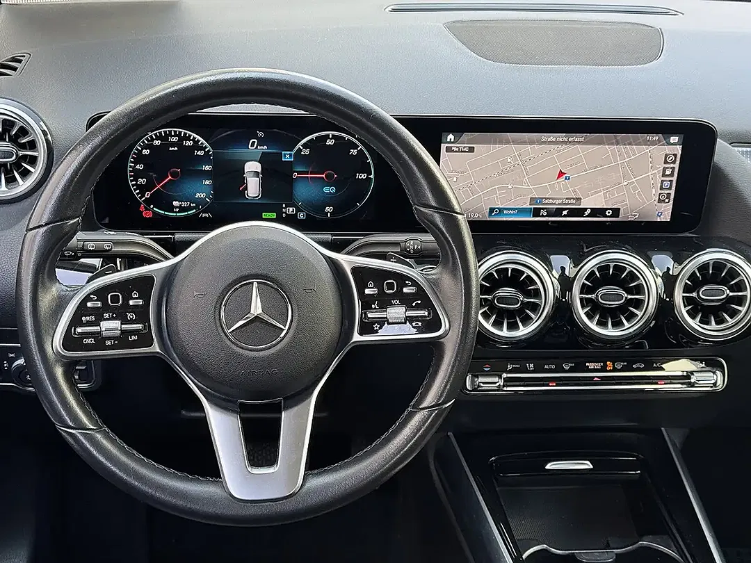 Mercedes-Benz EQA - Thumbnail 10