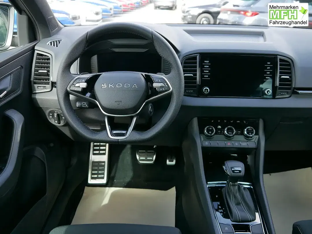 Skoda Karoq - Thumbnail 10