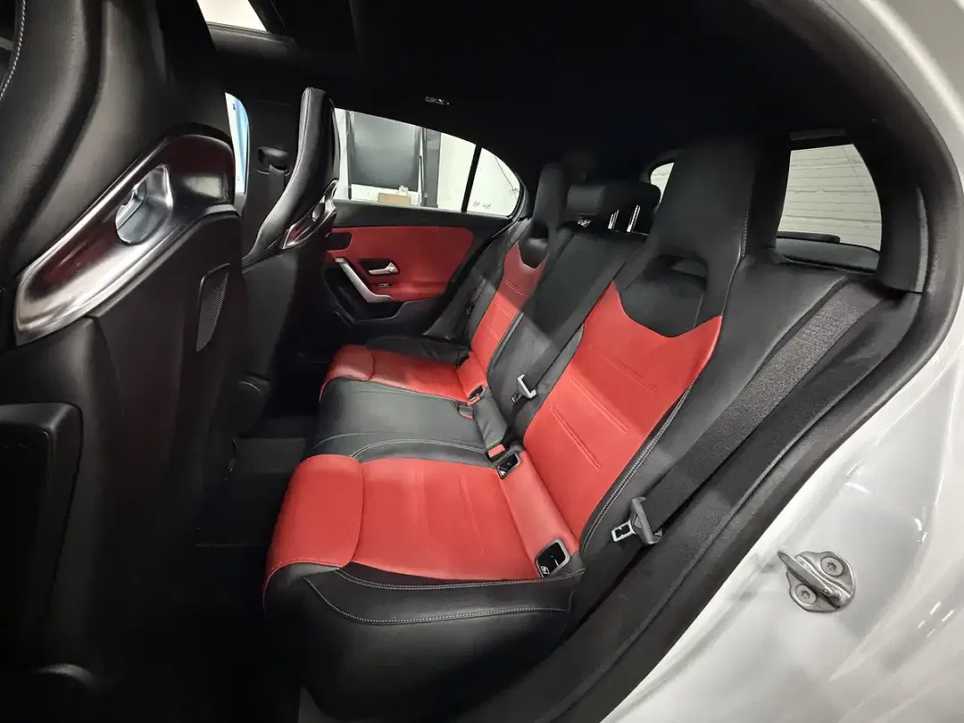 Mercedes-Benz A 35 AMG - Thumbnail 5