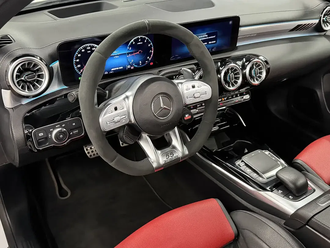 Mercedes-Benz A 35 AMG - Thumbnail 8