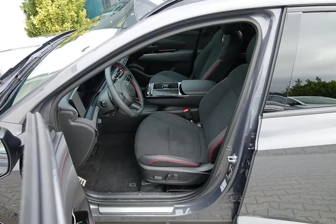 Hyundai TUCSON - Thumbnail 9