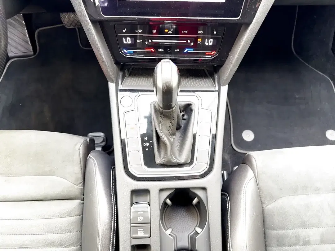 Volkswagen Passat Variant - Thumbnail 13