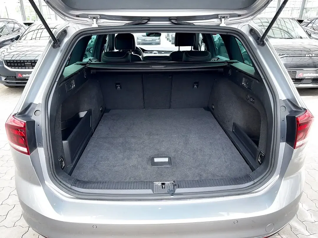 Volkswagen Passat Variant - Thumbnail 6