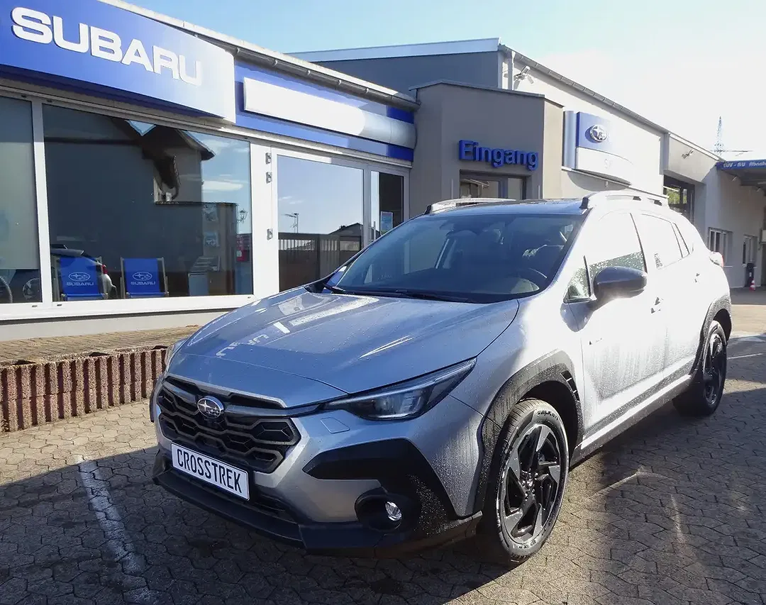 Subaru Crosstrek - Thumbnail 1