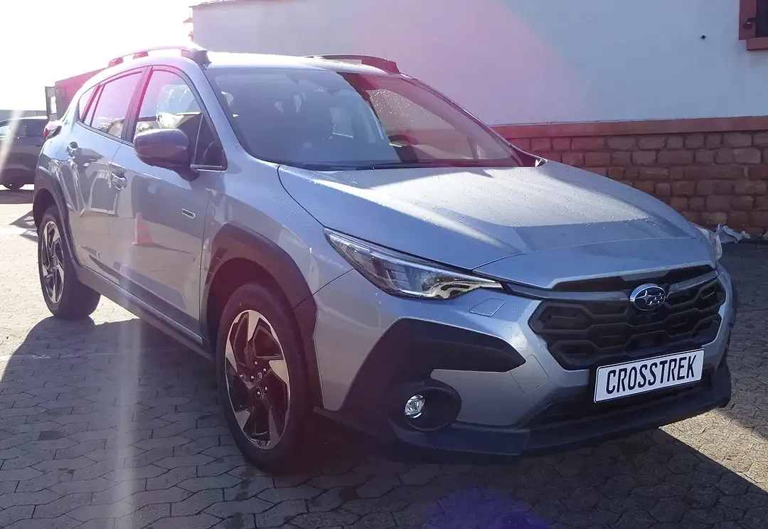 Subaru Crosstrek - Thumbnail 3