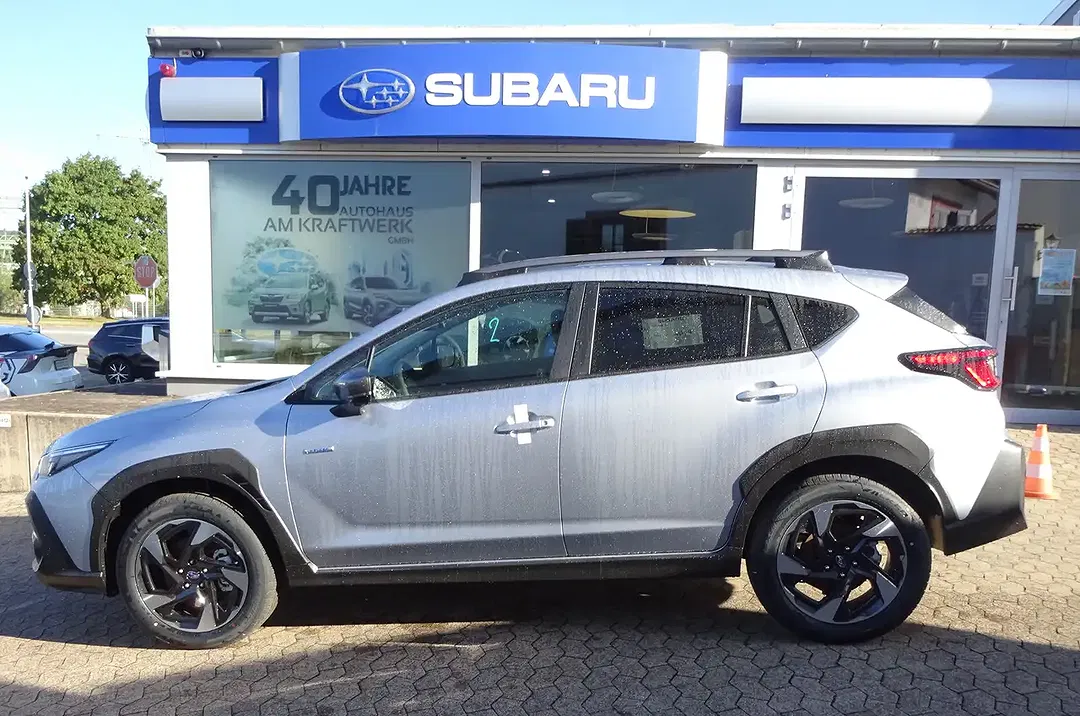 Subaru Crosstrek - Thumbnail 5