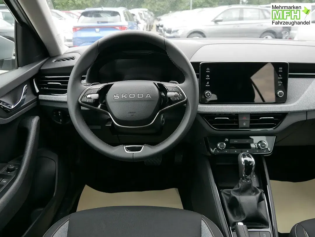 Skoda Scala - Thumbnail 11