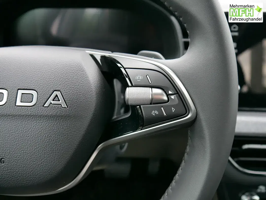Skoda Scala - Thumbnail 13