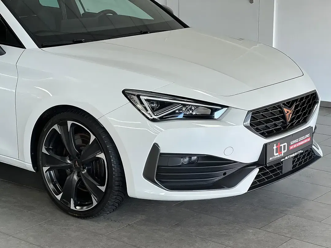 CUPRA Leon - Thumbnail 4