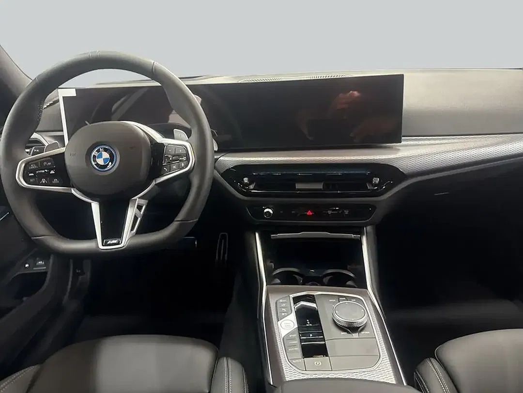 BMW 330 - Thumbnail 14