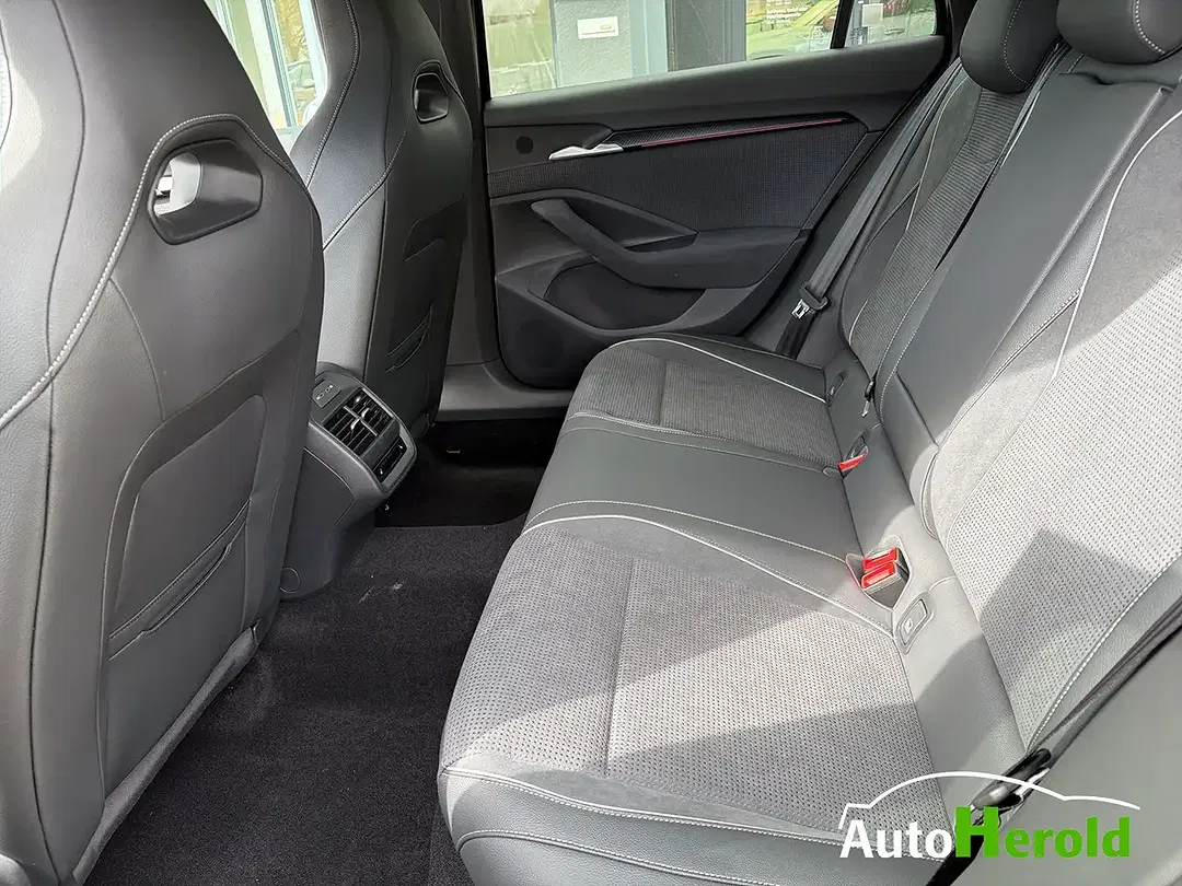 Skoda Superb - Thumbnail 13