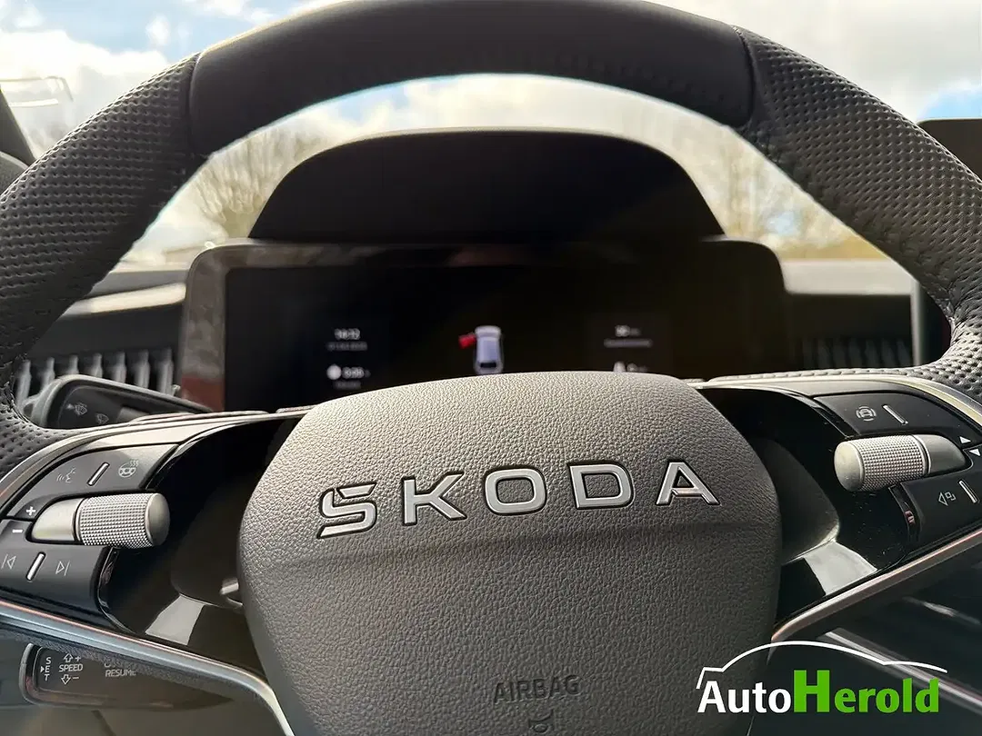 Skoda Superb - Thumbnail 15