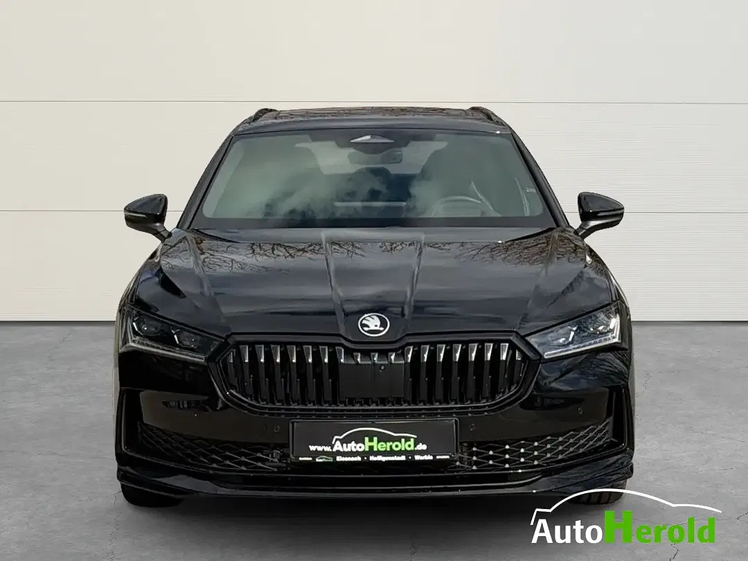 Skoda Superb - Thumbnail 3