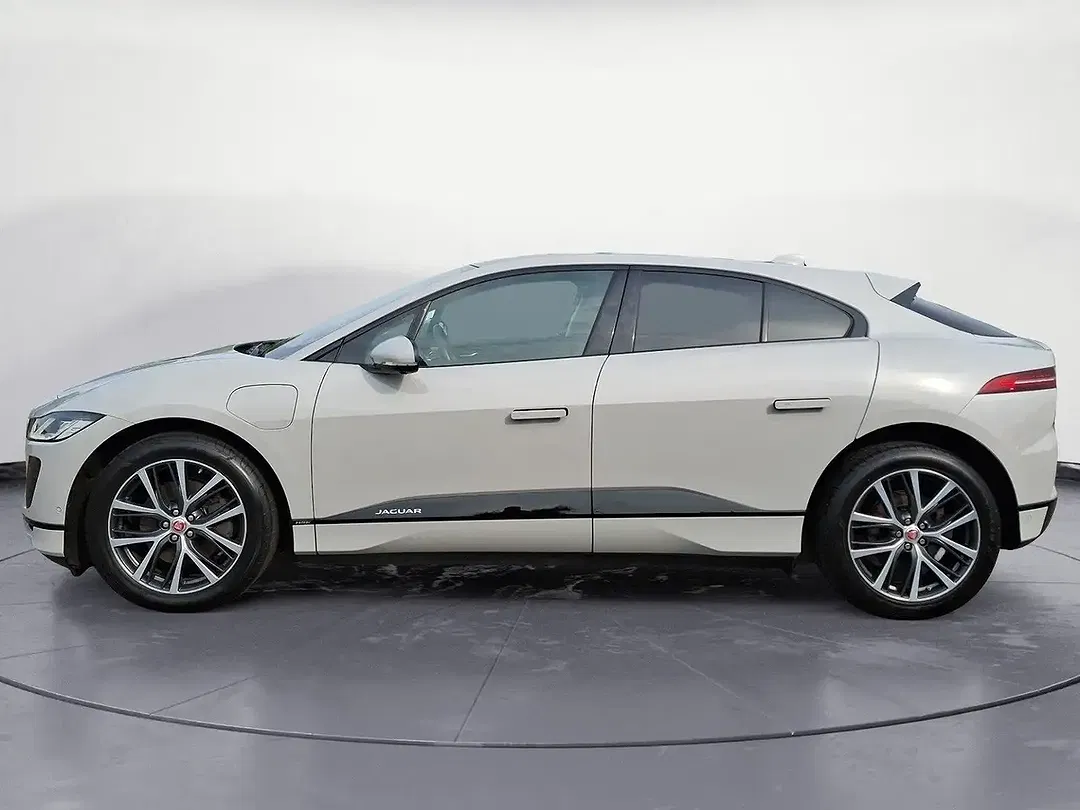 Jaguar I-Pace - Thumbnail 3