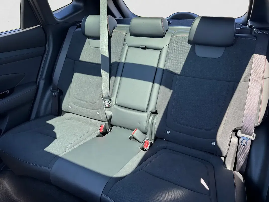 Hyundai TUCSON - Thumbnail 9