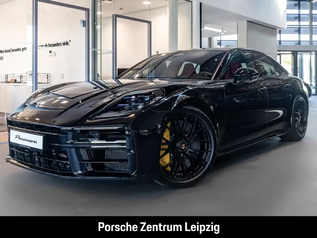 Porsche Panamera - Thumbnail 1