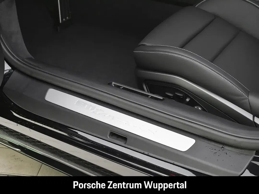 Porsche 992 - Thumbnail 14