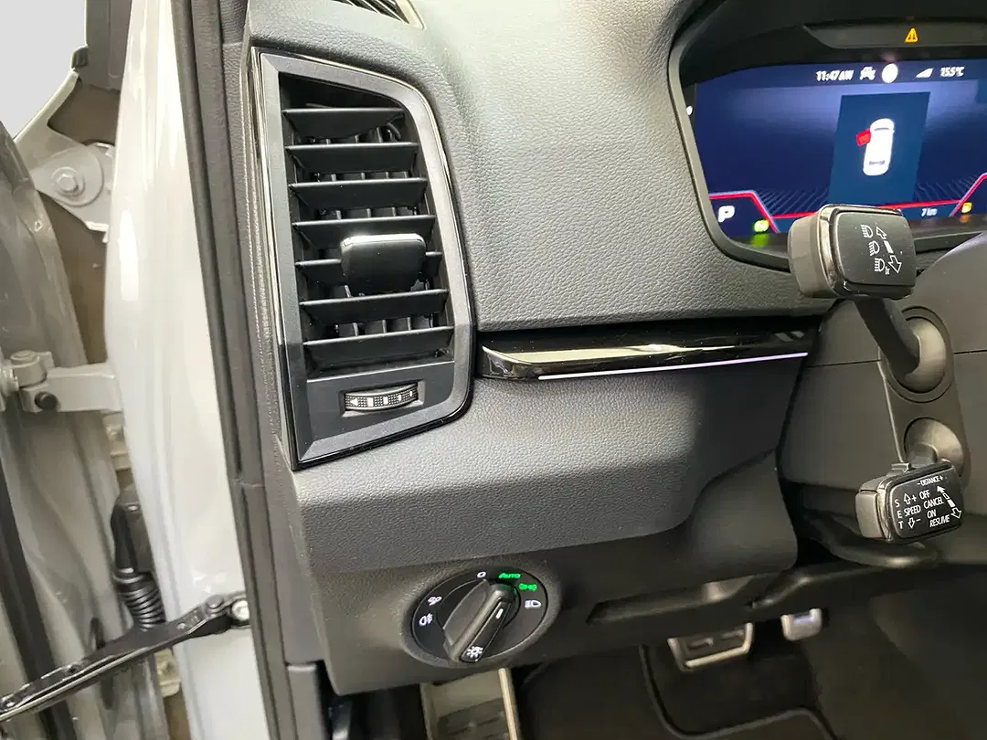 Skoda Karoq - Thumbnail 12