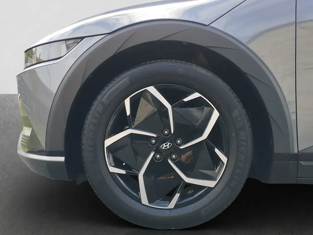 Hyundai IONIQ 5 - Thumbnail 14