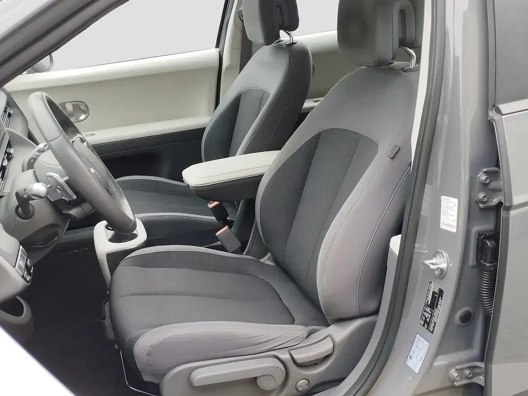 Hyundai IONIQ 5 - Thumbnail 5