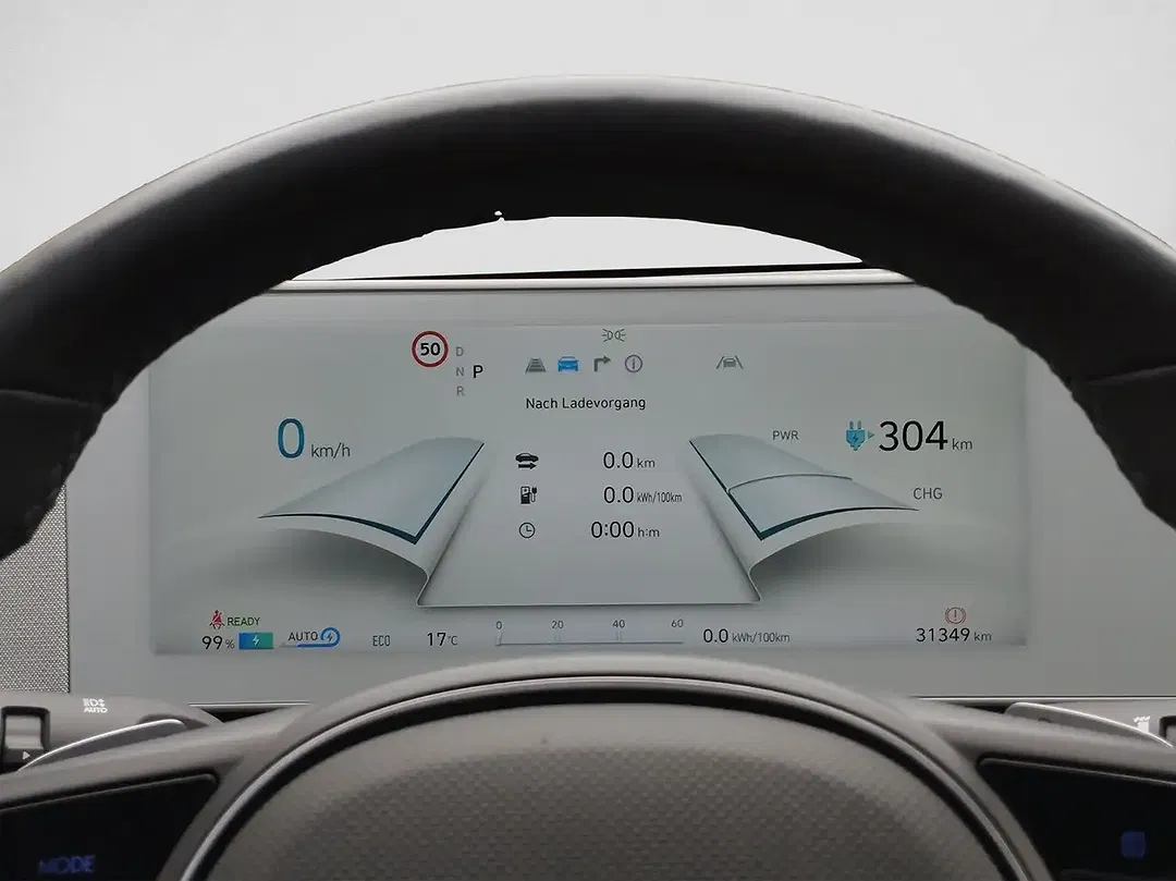Hyundai IONIQ 5 - Thumbnail 9