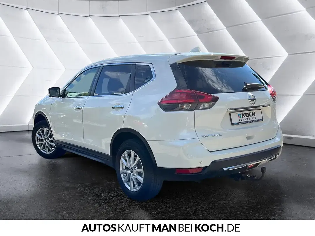 Nissan X-Trail - Thumbnail 2