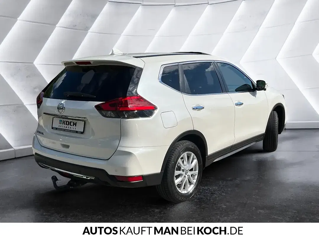 Nissan X-Trail - Thumbnail 3