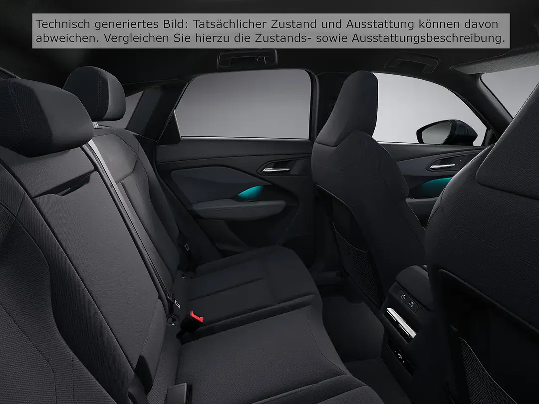 Audi Q3 - Thumbnail 11