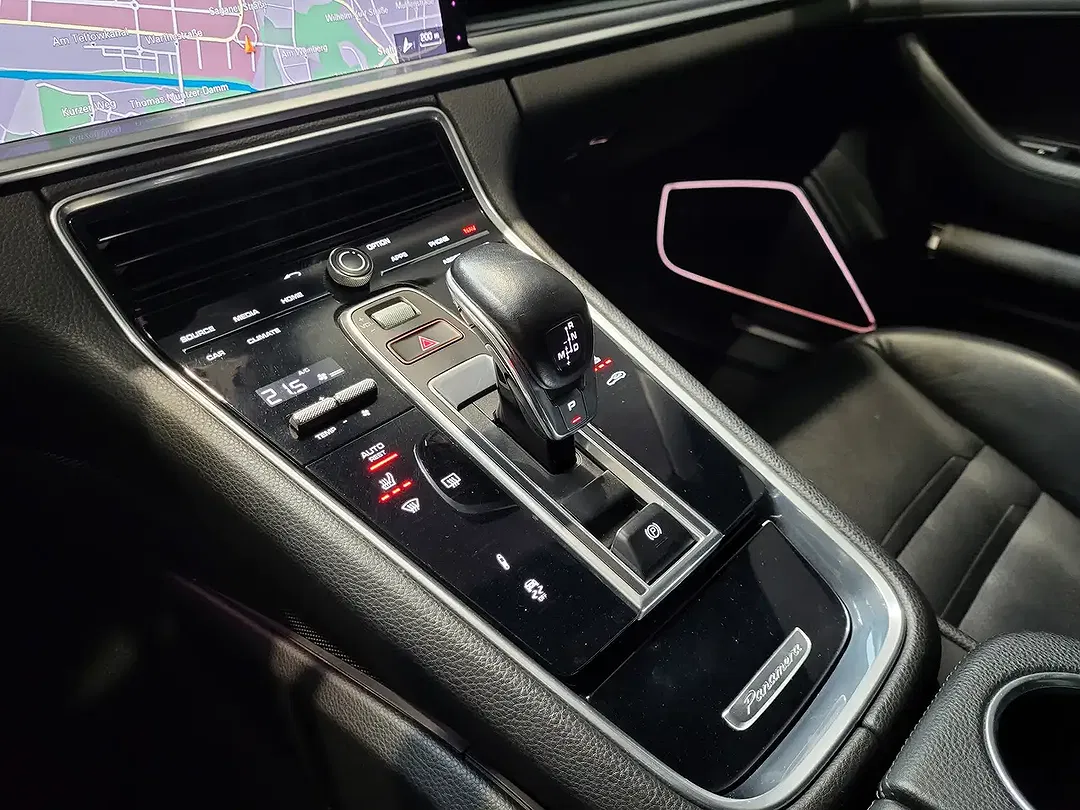 Porsche Panamera - Thumbnail 14