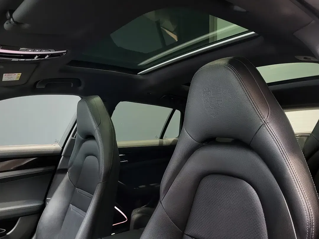 Porsche Panamera - Thumbnail 8