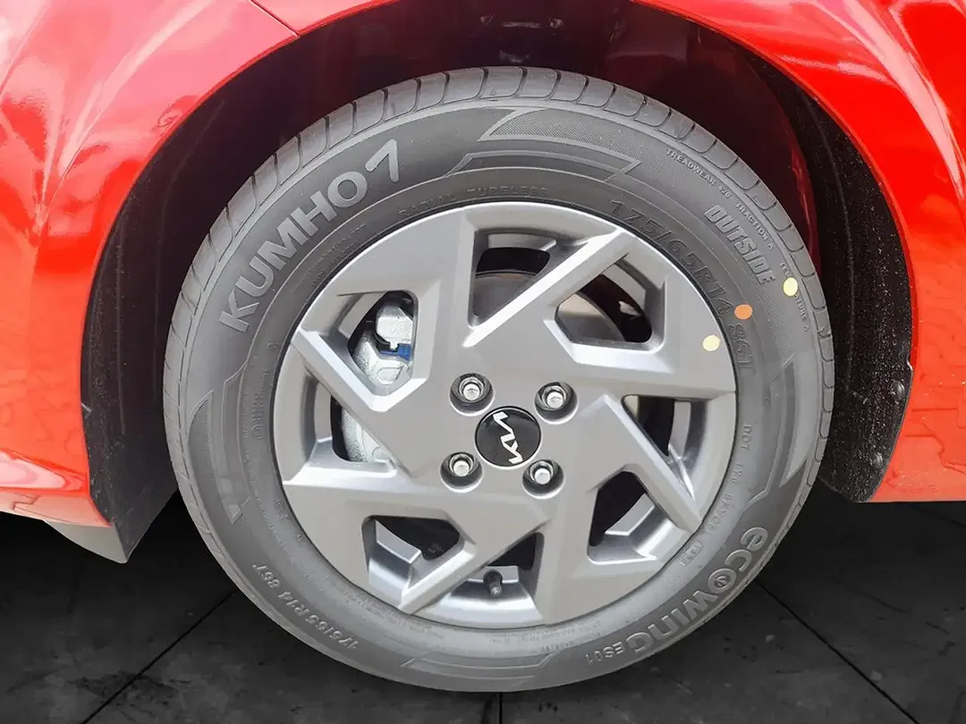 Kia Picanto - Thumbnail 5