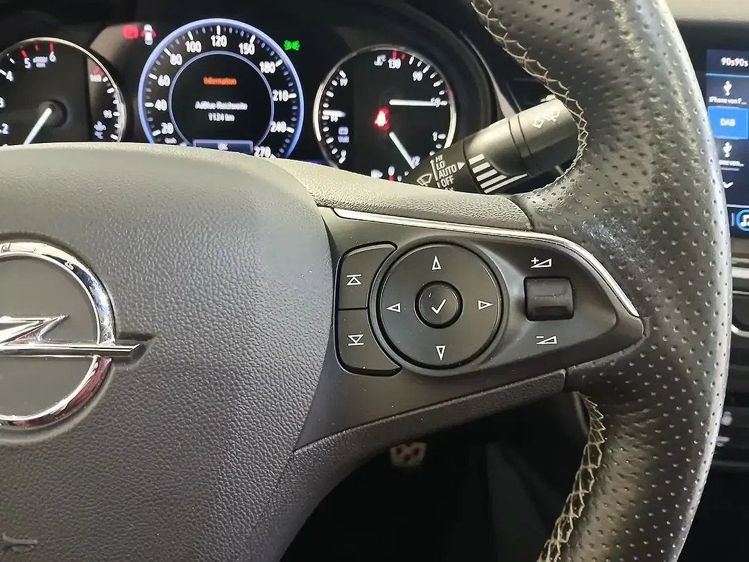 Opel Insignia - Thumbnail 11