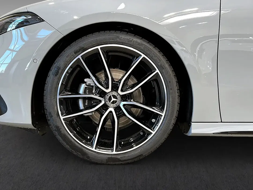 Mercedes-Benz A 200 - Thumbnail 7