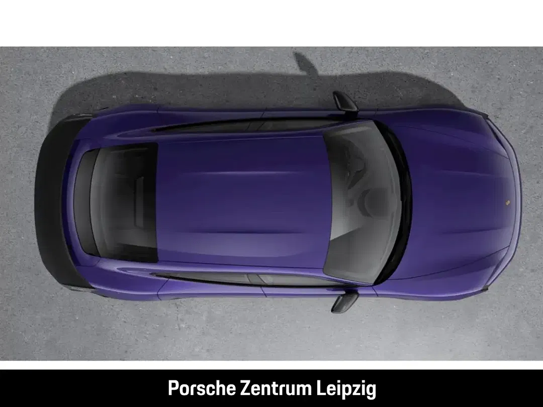 Porsche Taycan - Thumbnail 5