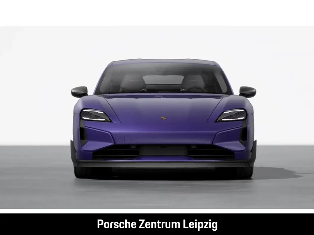 Porsche Taycan - Thumbnail 7