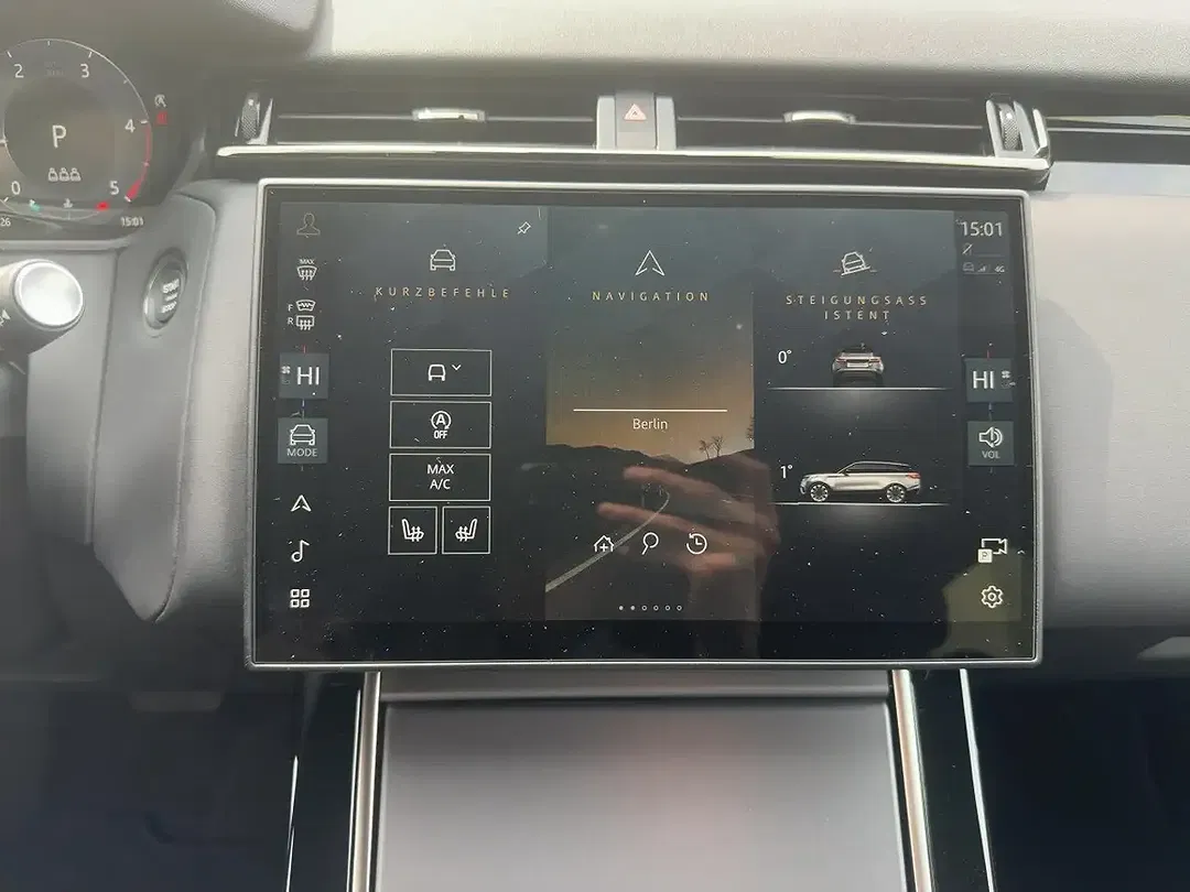 Land Rover Range Rover Velar - Thumbnail 12