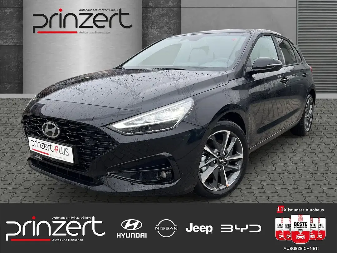 Hyundai i30 - Thumbnail 1