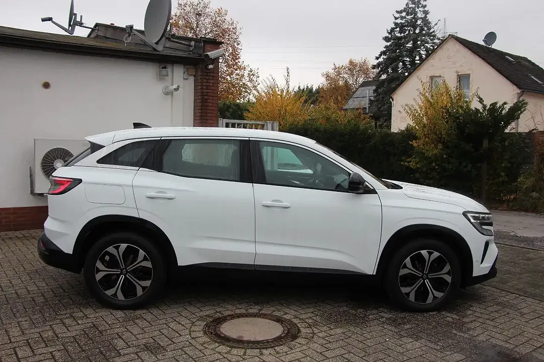 Renault Austral - Thumbnail 2