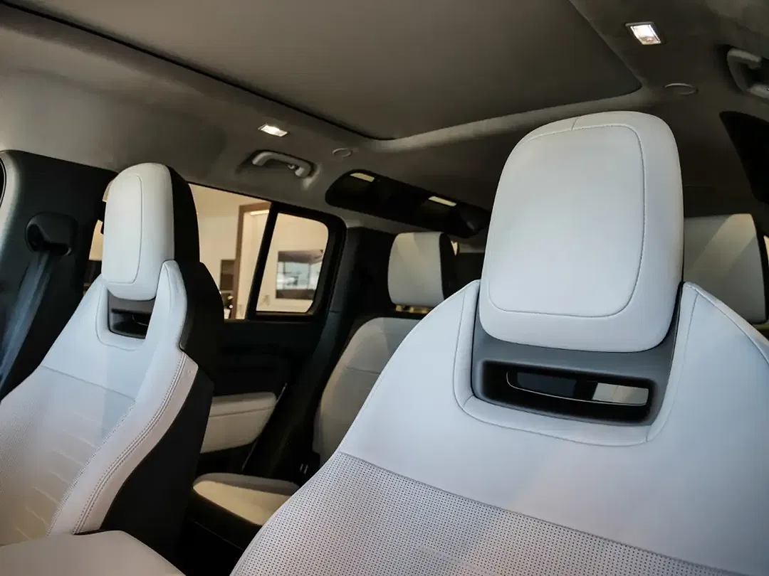 Land Rover Defender - Thumbnail 14