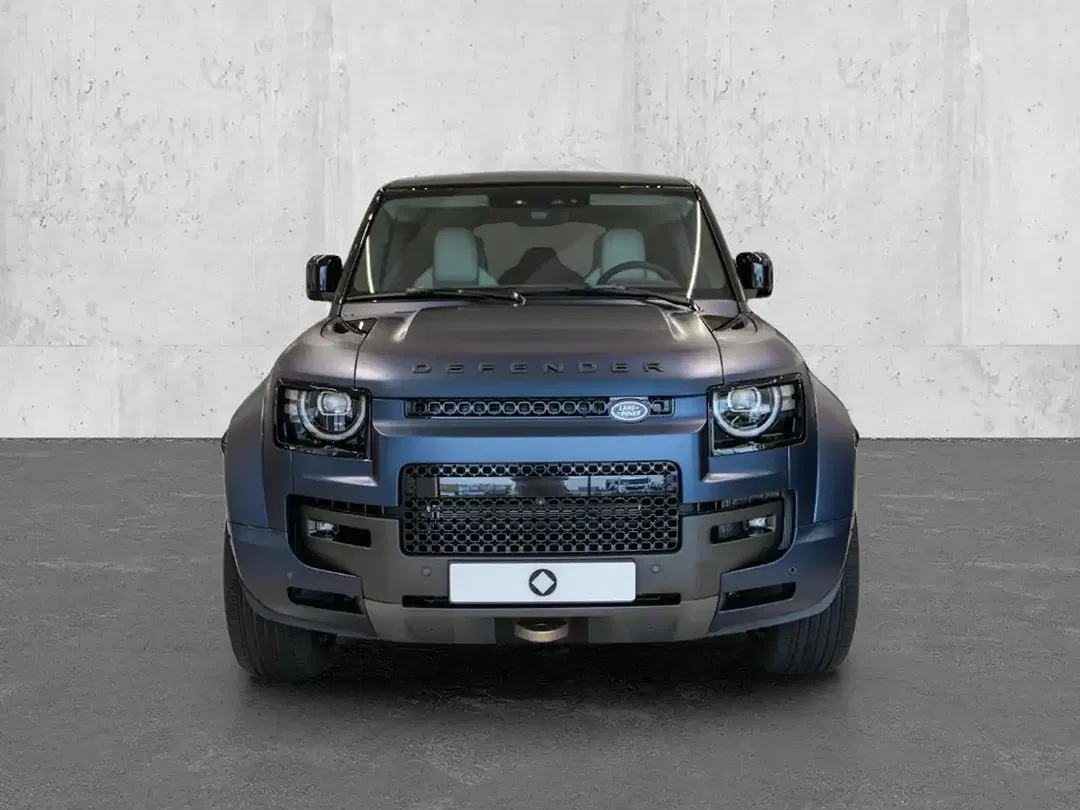 Land Rover Defender - Thumbnail 8