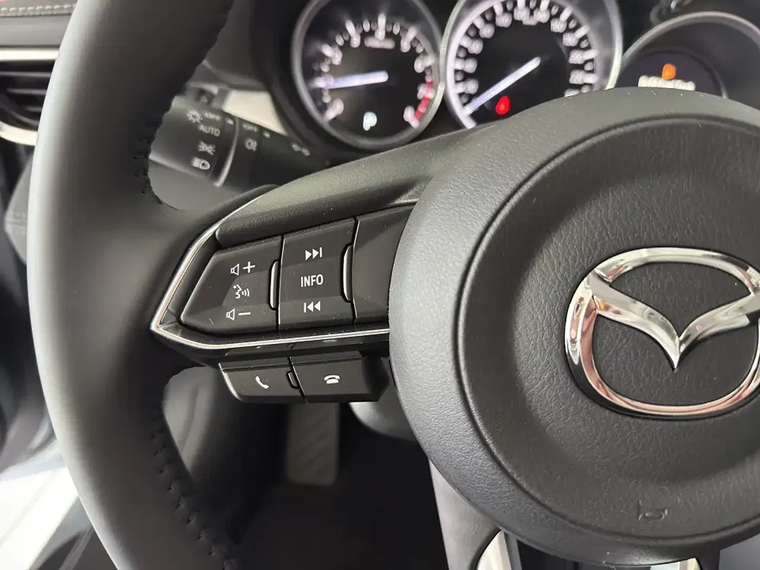 Mazda 6 - Thumbnail 12
