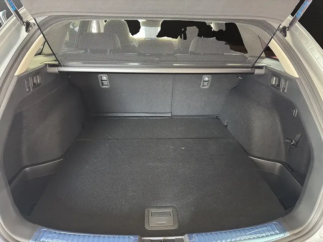 Mazda 6 - Thumbnail 9