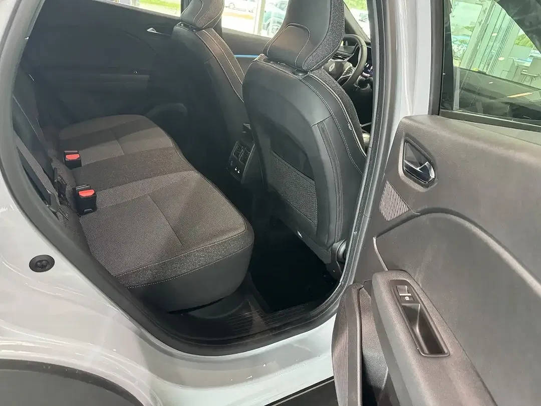 Renault Captur - Thumbnail 15