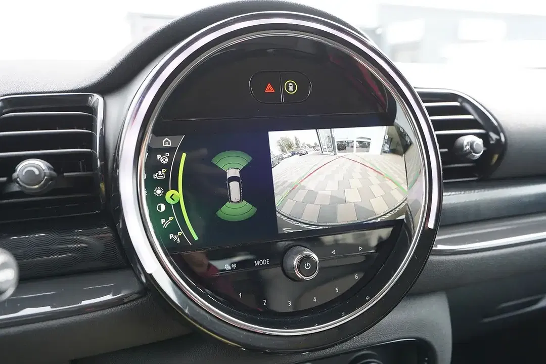 MINI Cooper Clubman - Thumbnail 8